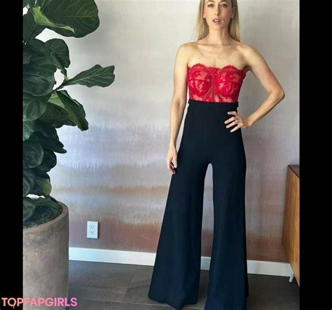 Iliza Shlesinger nude pictures, onlyfans leaks, playboy photos,。